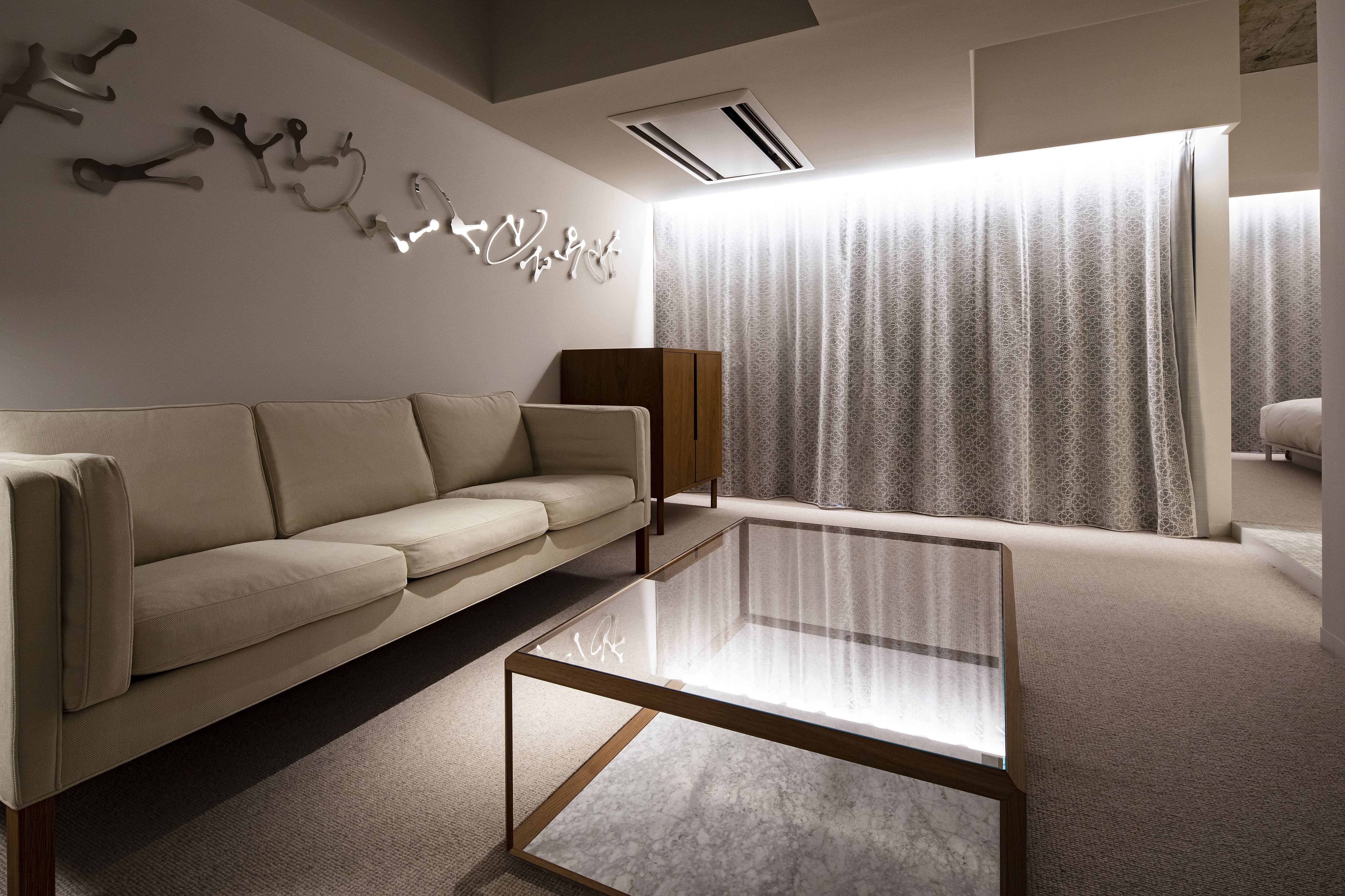 shiroiya_hotel_jr._suite_4_high_reso_ﾂｩshinya_kigure-min.jpg