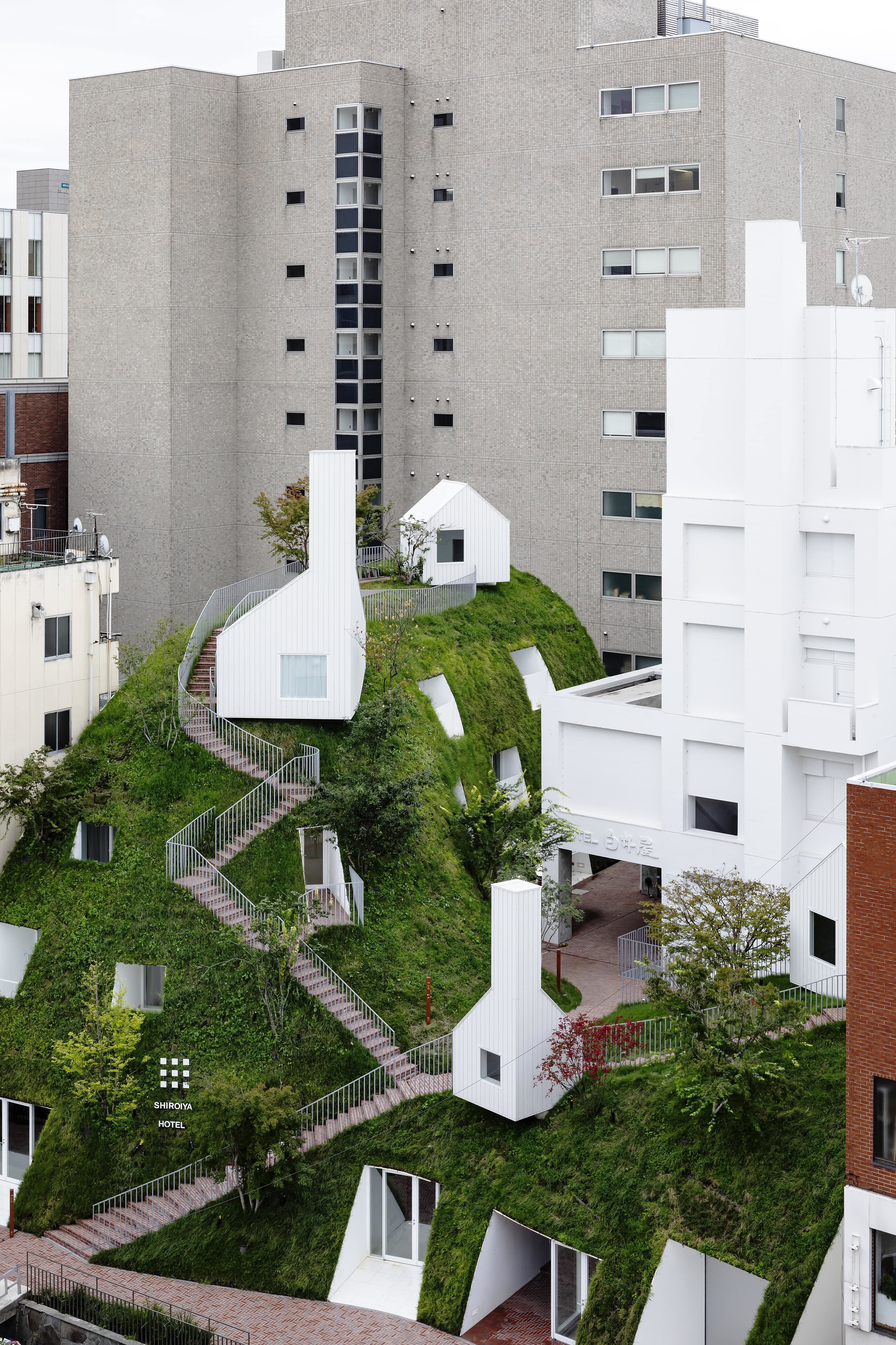 shiroiya_hotel_green_tower_2_high-riso_ﾂｩshinya_kigure-min.jpg
